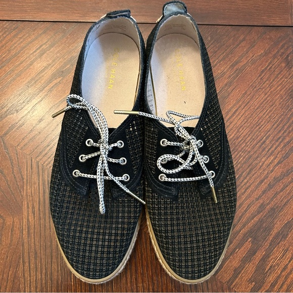 Cole Haan Grand OS Women's Lightweight Lace Up Sneaker Pinch Classic Size 9.5 - Picture 2 of 8